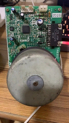 O motor da peça sobresselente do minilab de Konica R1/R2 usou 251672101A 20180323 fornecedor