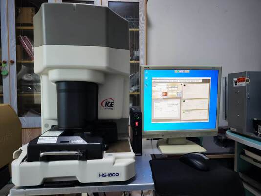 Scanner de filme Noritsu HS1800 com suportes de filme 120AFC-II e 135AFC-II e controlador EZ fornecedor