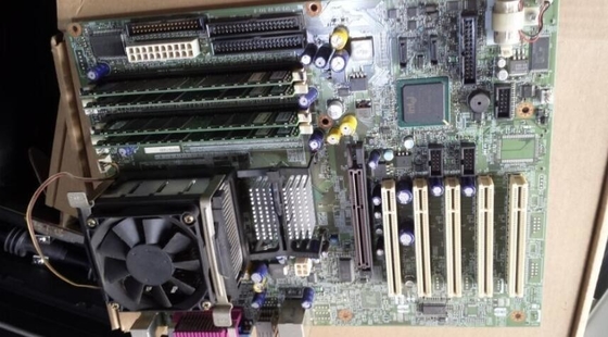 número da peça----RICOH PWB: FB9   O no. R022600 do PWB para a peça do minilab de QSS3300 Noritsu usou-se fornecedor